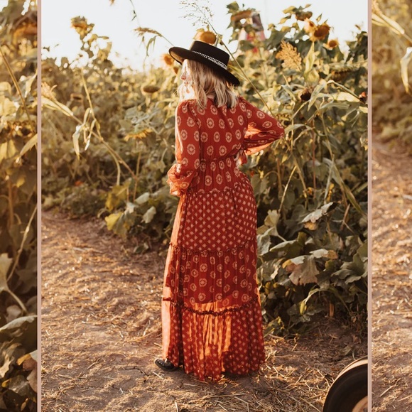 Printed Rust Maxi Dress - Picture 2 of 2